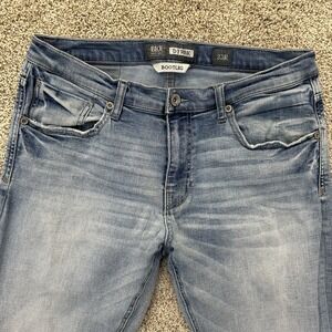 BKE Buckle Derek Bootleg Jeans Mens
33R Distressed Light Wash Denim Size
33×30